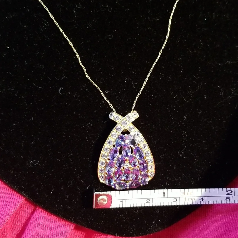 Tanzanite Large Pendant Slide 10kt gold - Picture 3 of 11